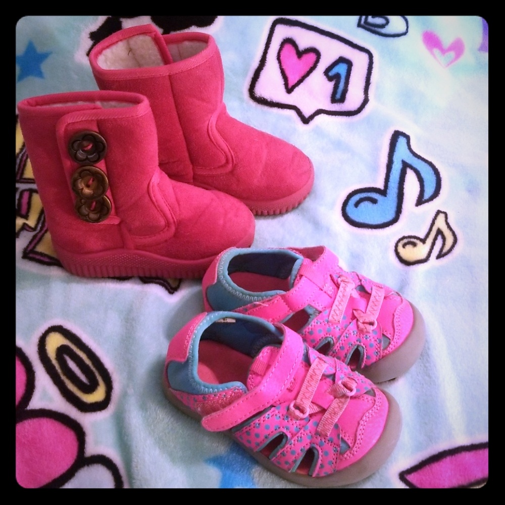 2 pair of girls shoes